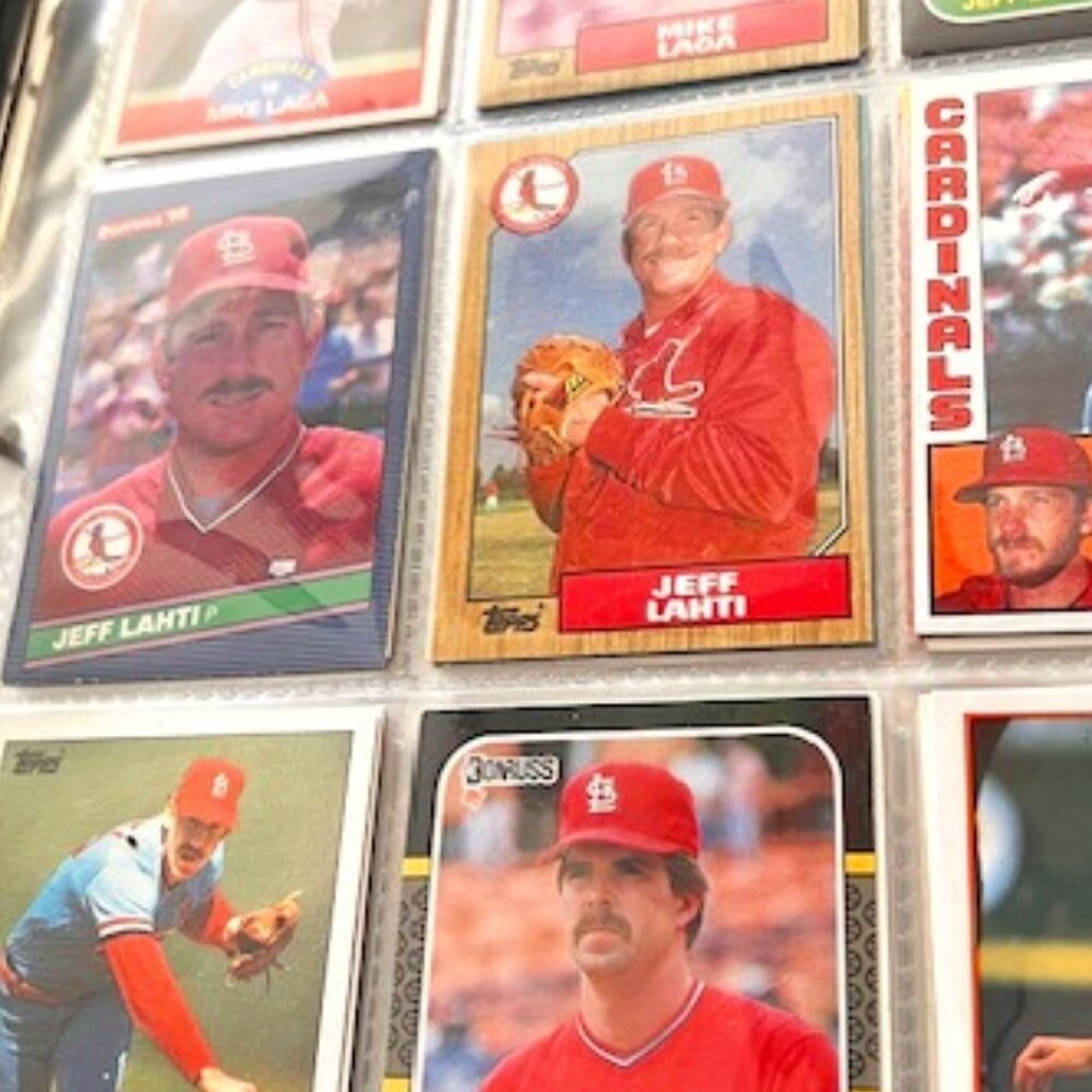 Huge Lot Baseball Cards - Multiple teams/listings.